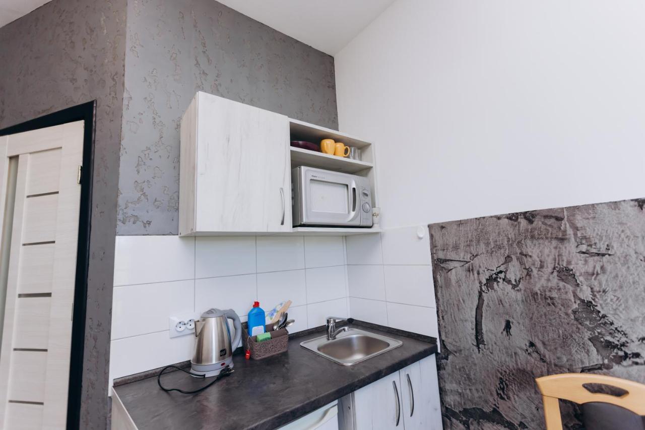 Нові Apartments Біля Жд Вокзалу Ivano-Frankivsk Exterior photo