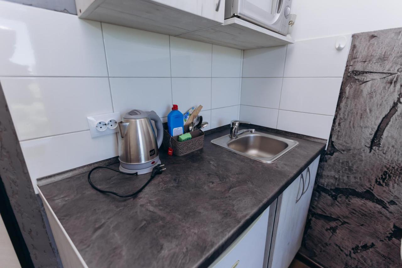Нові Apartments Біля Жд Вокзалу Ivano-Frankivsk Exterior photo